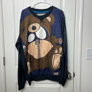 Entree LS Authentic men’s‎ black faux leather sleeves picture decorated crewneck